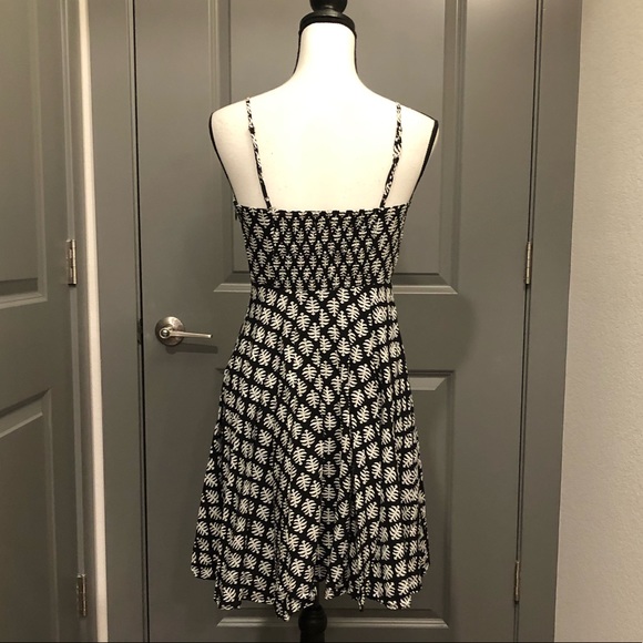 Old Navy Sun Dress - Picture 2 of 3